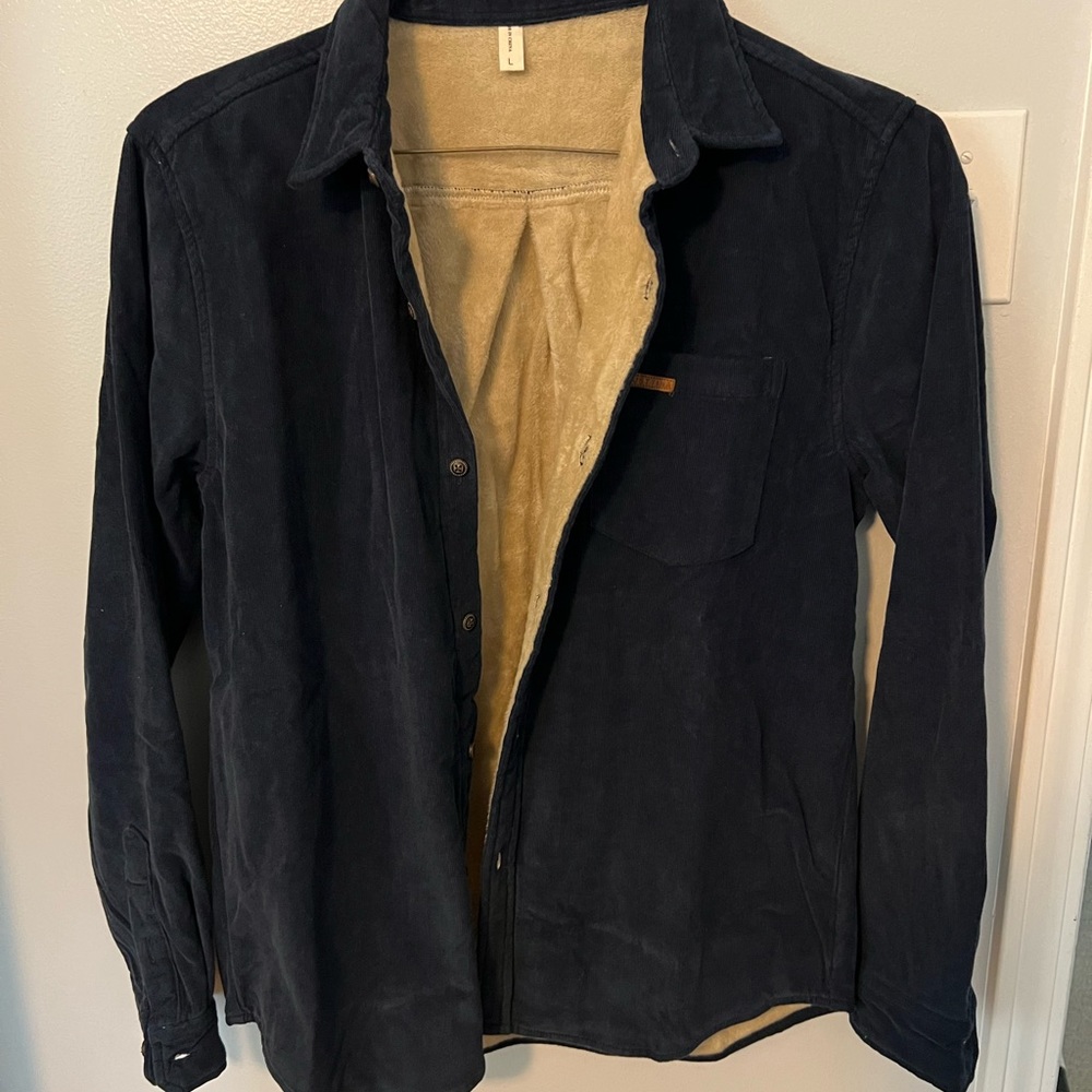 Super cool and comfy corduroy shirt jacket